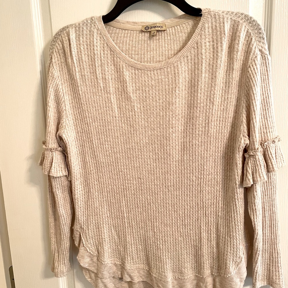 Democracy 3/4 length sleeve top size Small